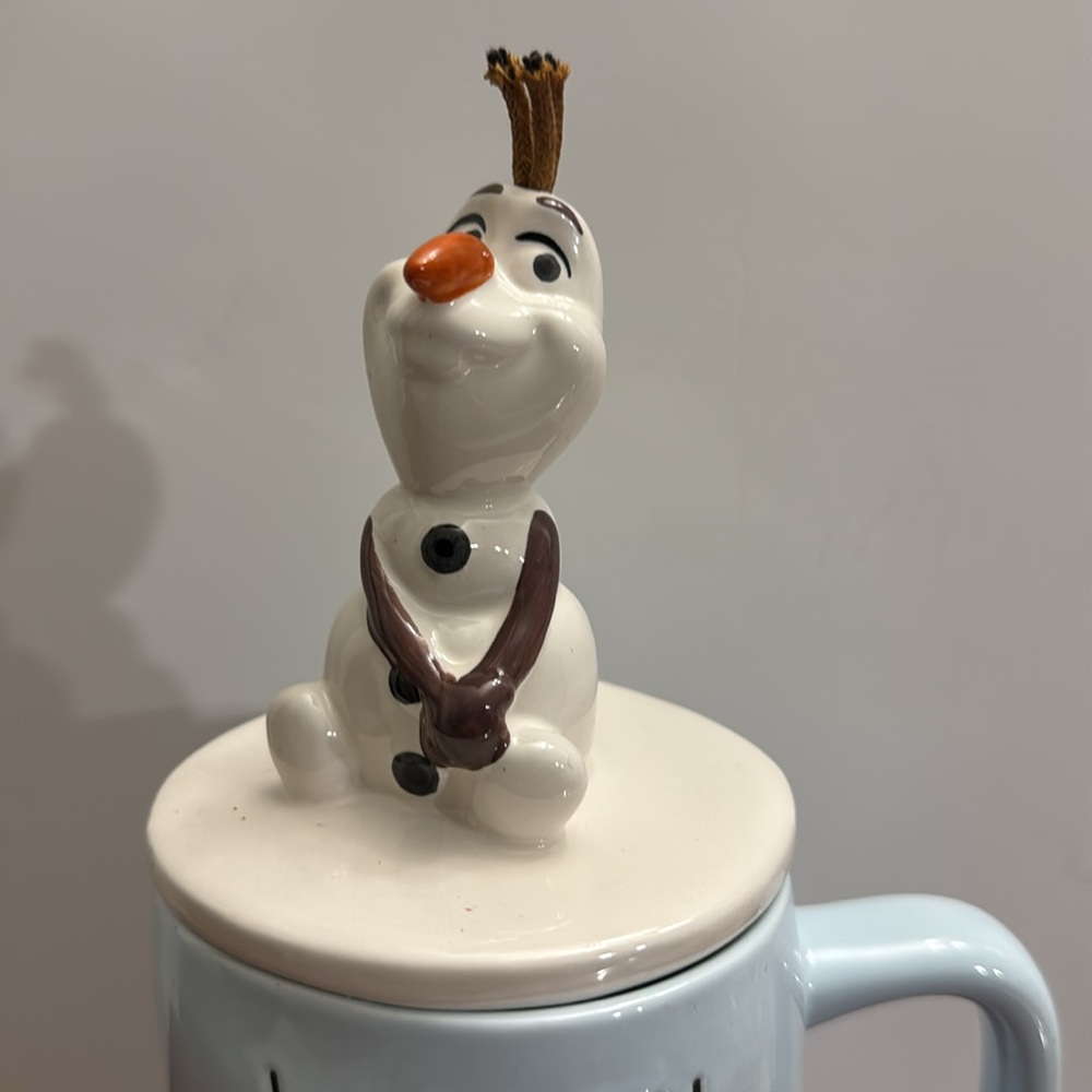 Rae Dunn Disney Frozen "Worth Melting For" mug with an Olaf mug topper - Picture 3 of 6